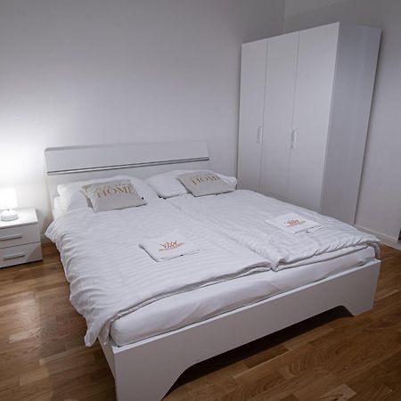 New Apartments Complex Prague Florenc Extérieur photo