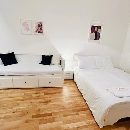 New Apartments Complex Prague Florenc Extérieur photo