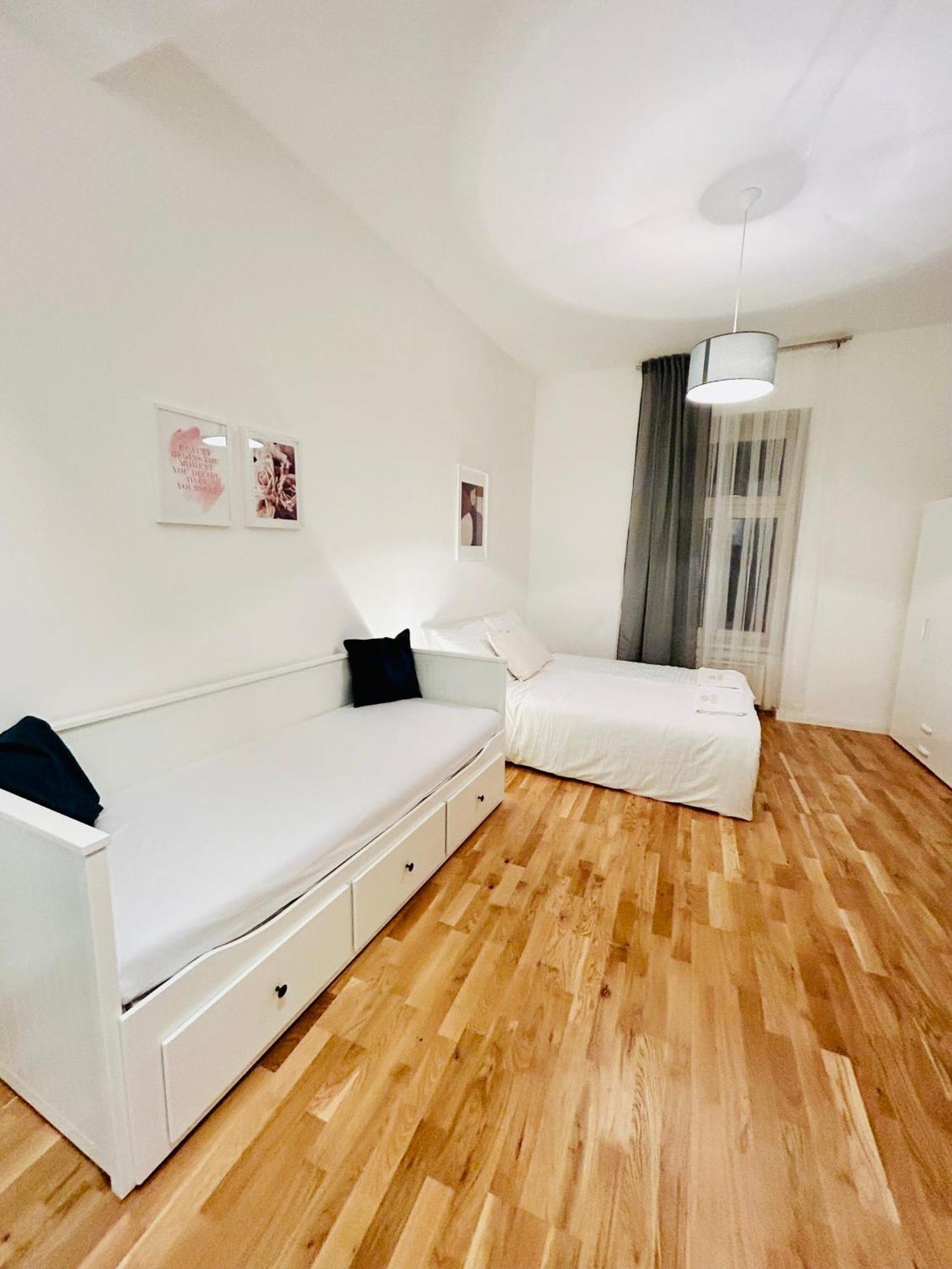 New Apartments Complex Prague Florenc Extérieur photo